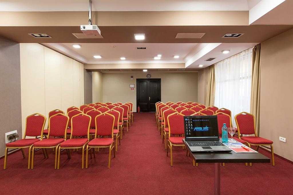 Ramada Iasi City Center Екстер'єр фото